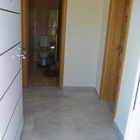 Apartment Korolija *