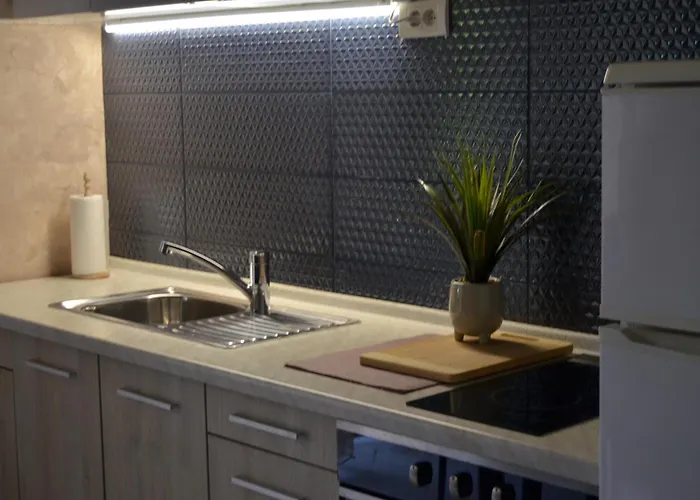 アパート Korolija